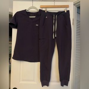 FIGS Scrubs Purple Jam Catarina Top Zamora Joggers XS XSP